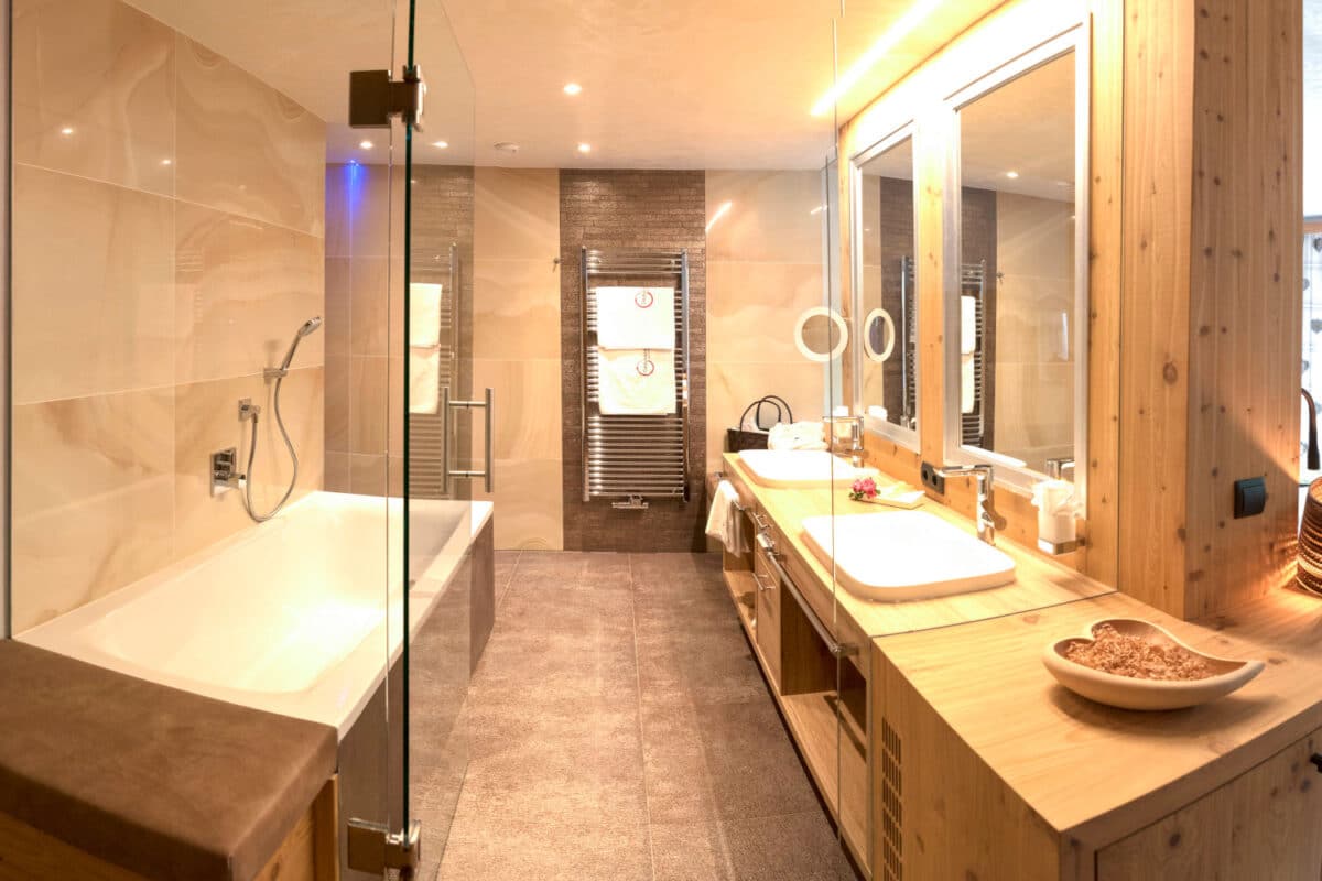 Zirbenzimmer Hotel Tirol