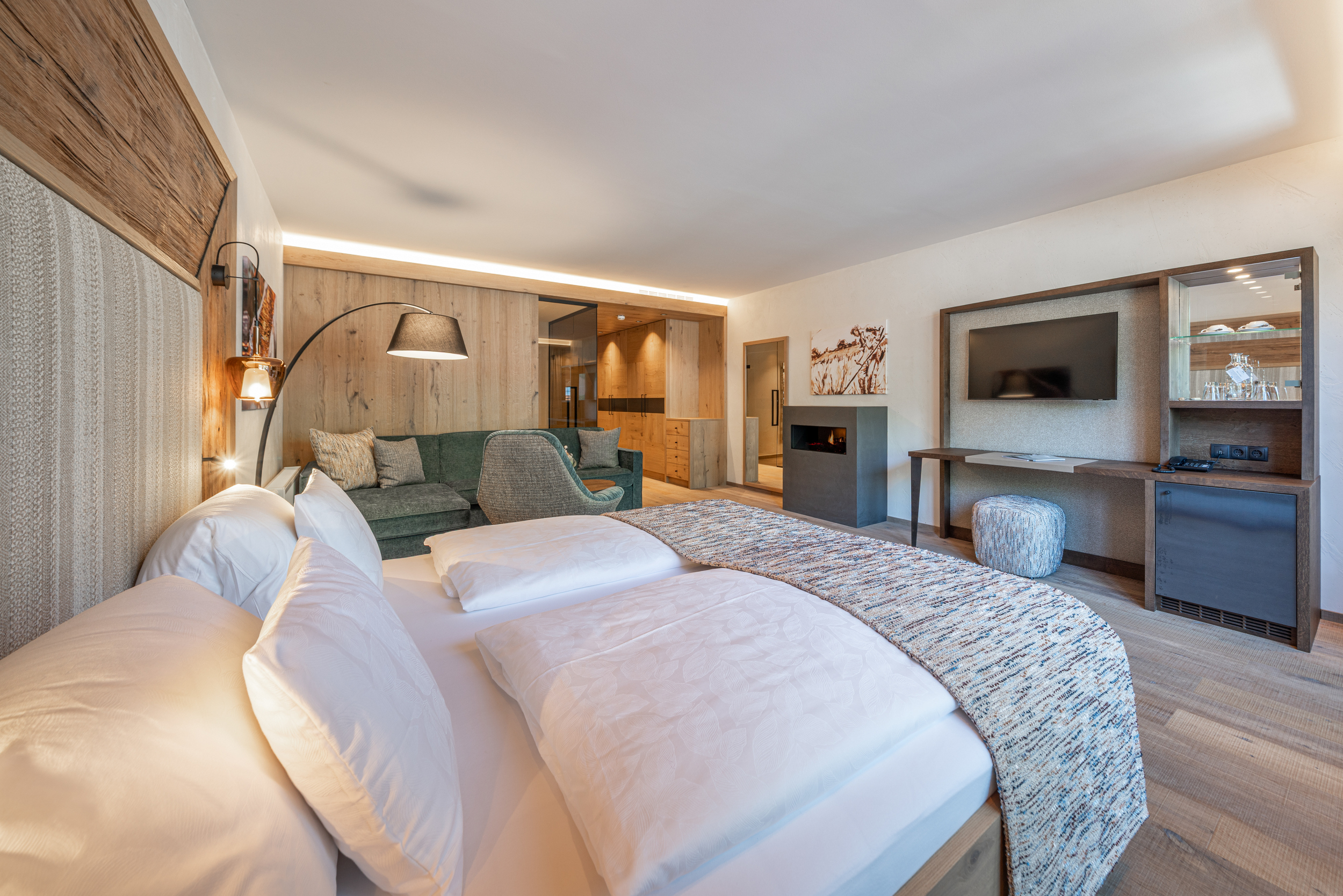 Alpbacherhof_Alpbachblick_Blick ins Zimmer