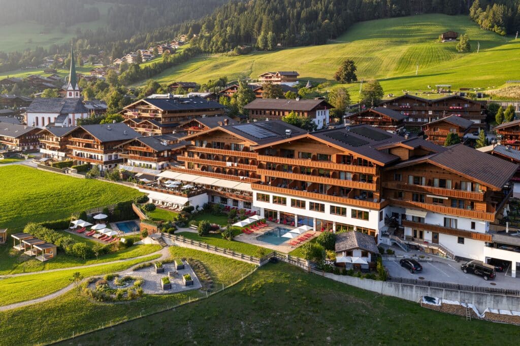 Außenansicht Panoramahotel Alpbacherhof in Tirol