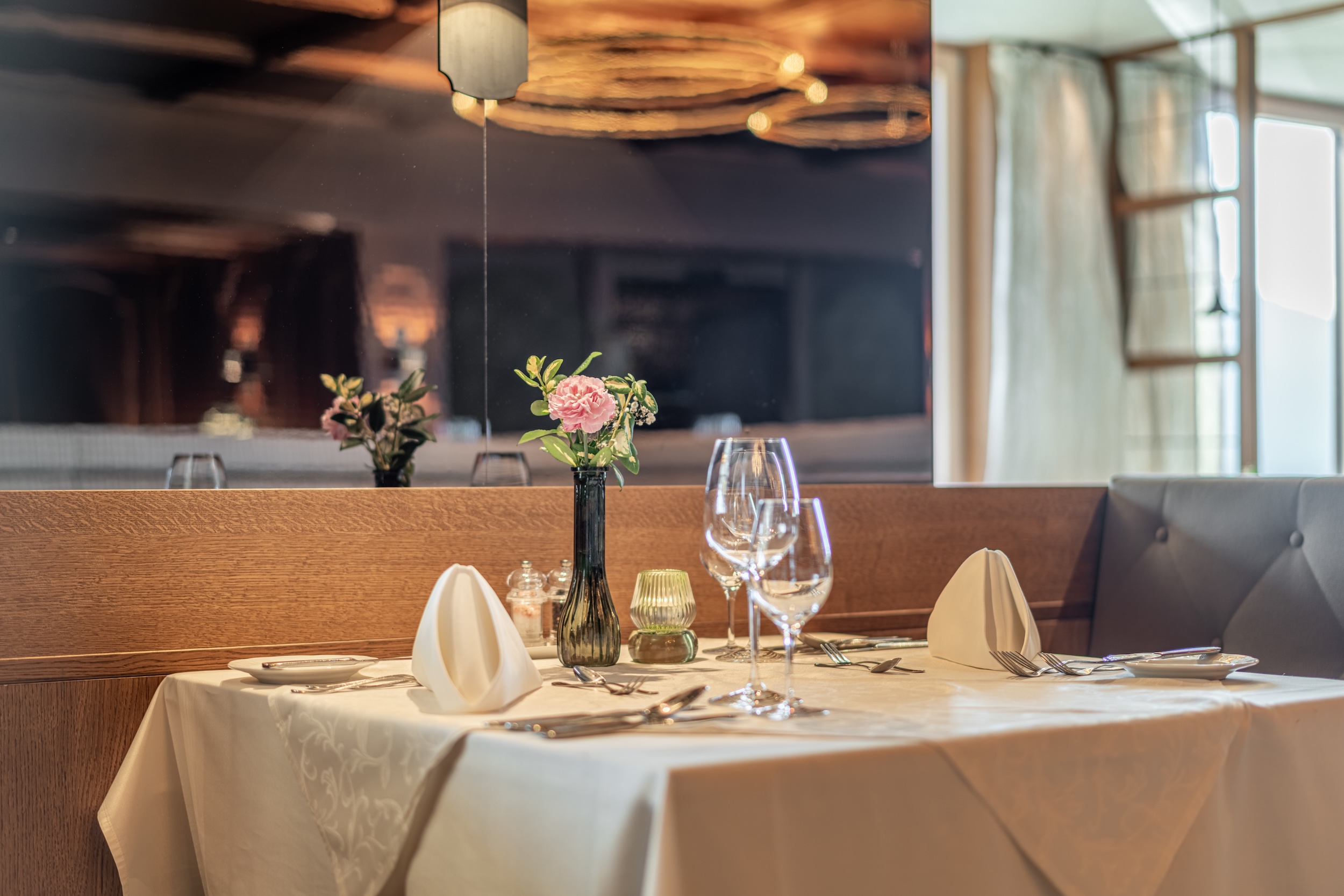 Hotel mit Restaurant und Verwöhnpension mit Panoramablick in Tirol