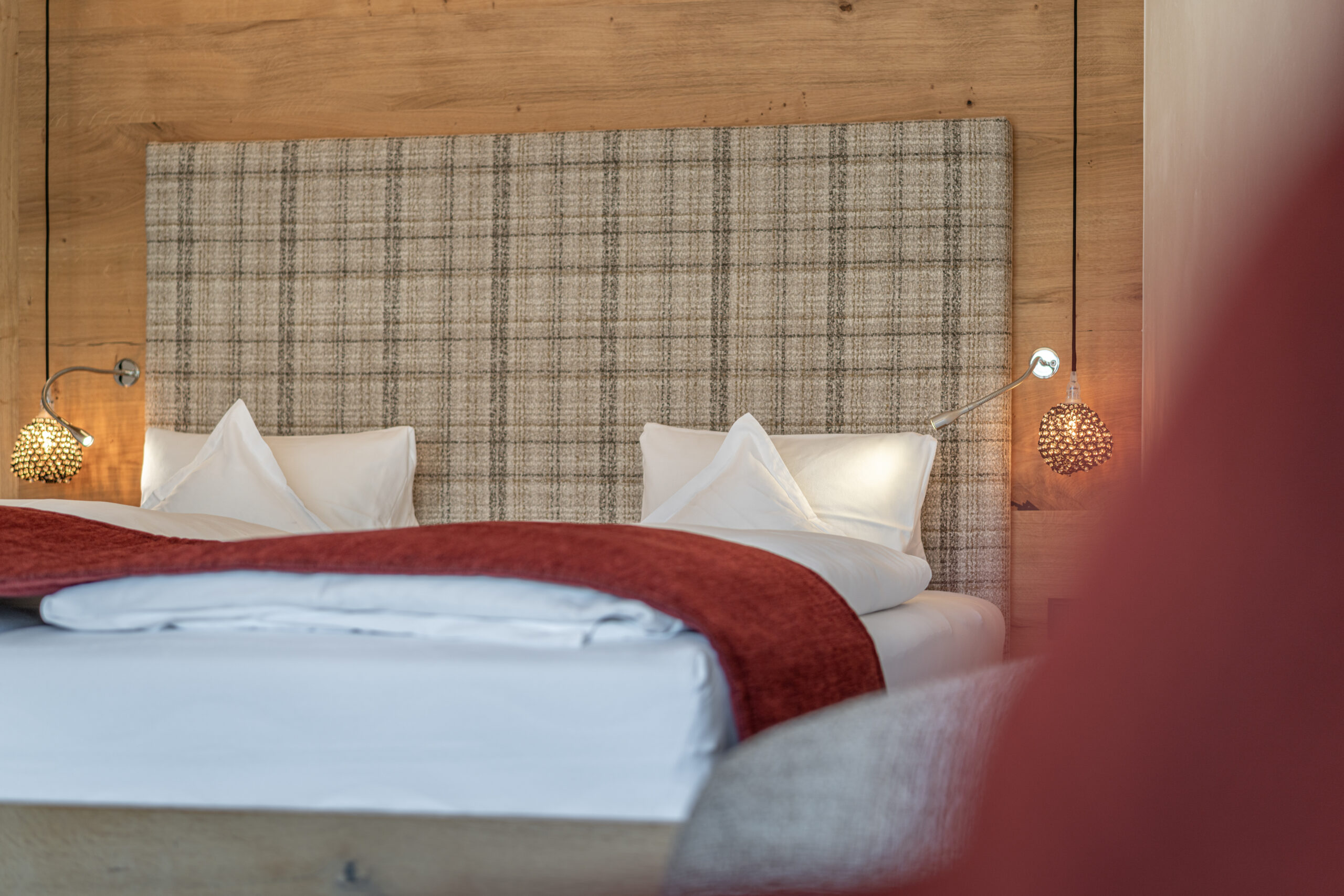 Alpbacherhof_Doppelzimmer Panorama_Bett