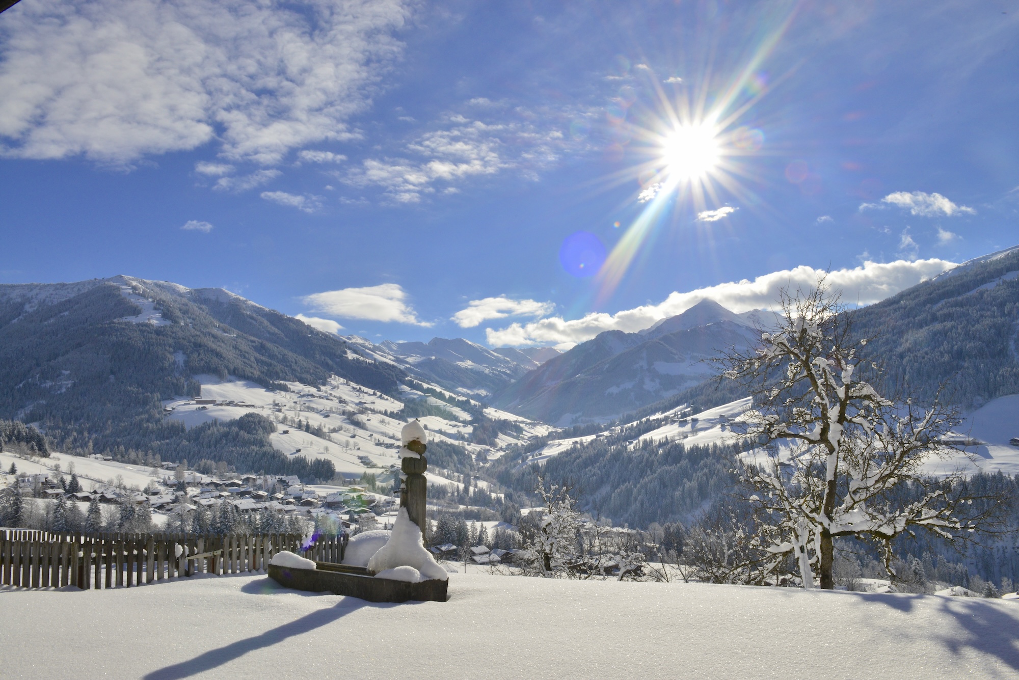 Alpbachtal im Winter mit Panoramablick